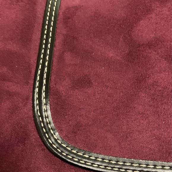 Saks Fifth Avenue Burgundy Tote Hand Bag / Purse - Picture 10 of 12